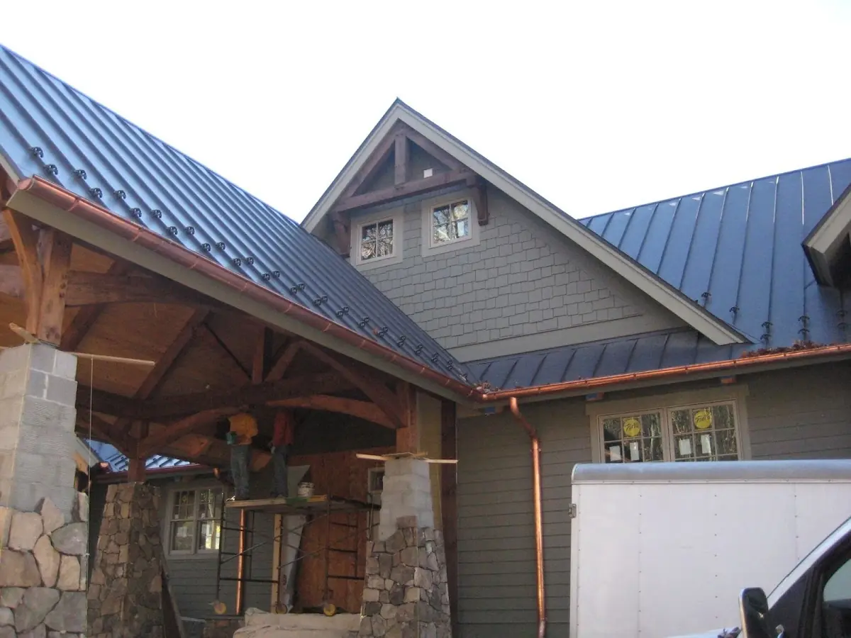 Craftsman Roofing team delivering quality roofing work in East Arcadia